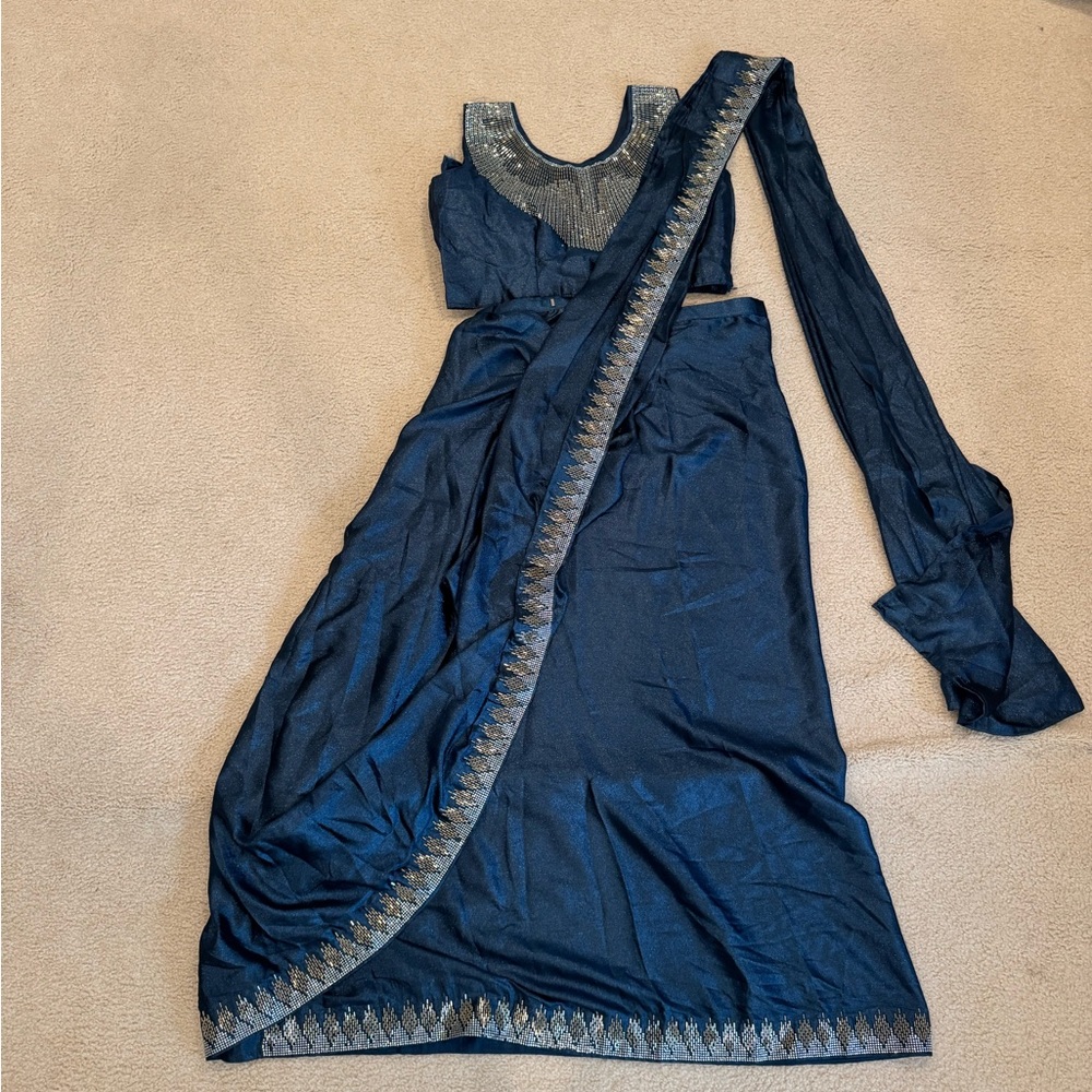 Brand New Navy Blue Pre-Stitched Saree – Ready-to-Wear,